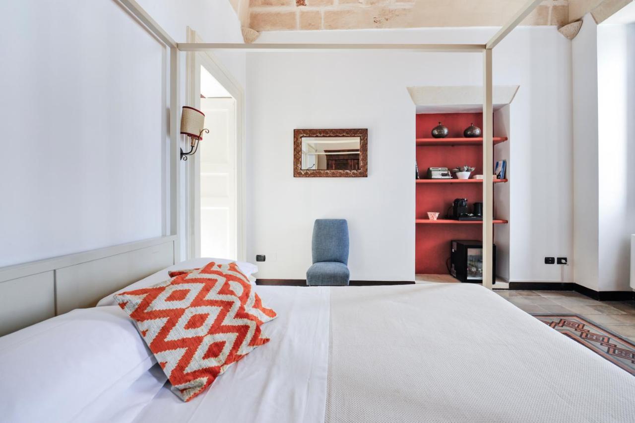 Castriota19 - Jacuzzi Room & Apartment Sit Lecce Exterior photo